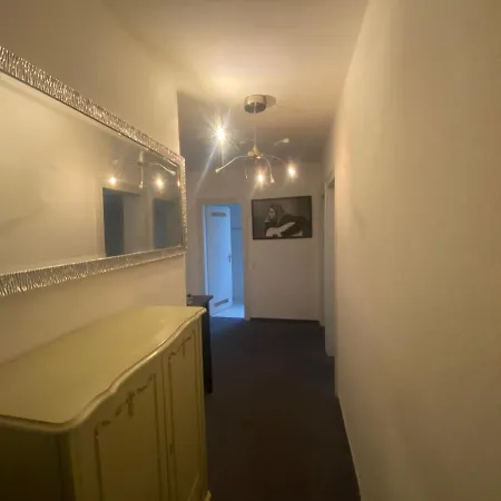 4 Monteuren Whg/ Hannover